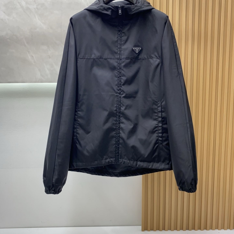 Pra*a outwear